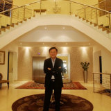 Thaksin Shinawatra shows off his house in Dubai